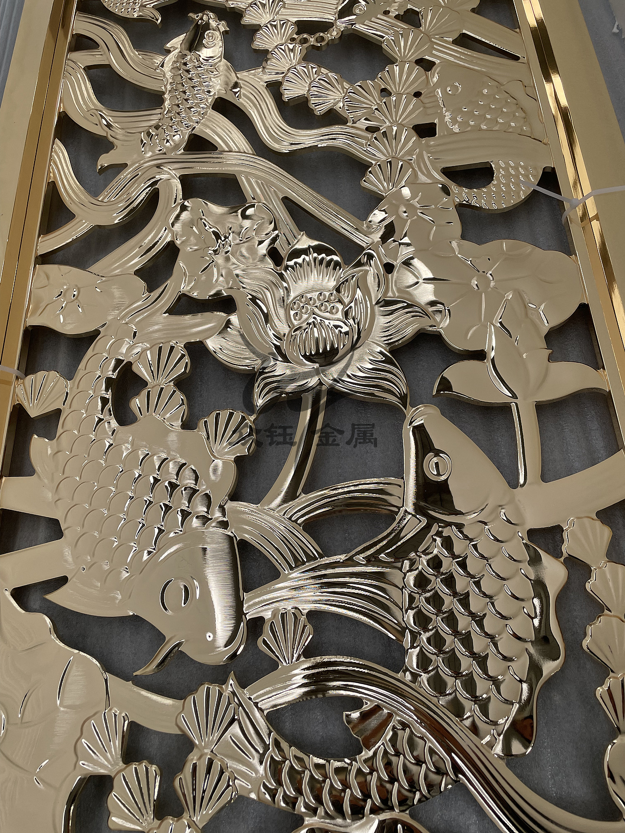 铝板浮雕屏风工艺精湛 镂空 浮雕变化多样_艺术金属-站酷zcool