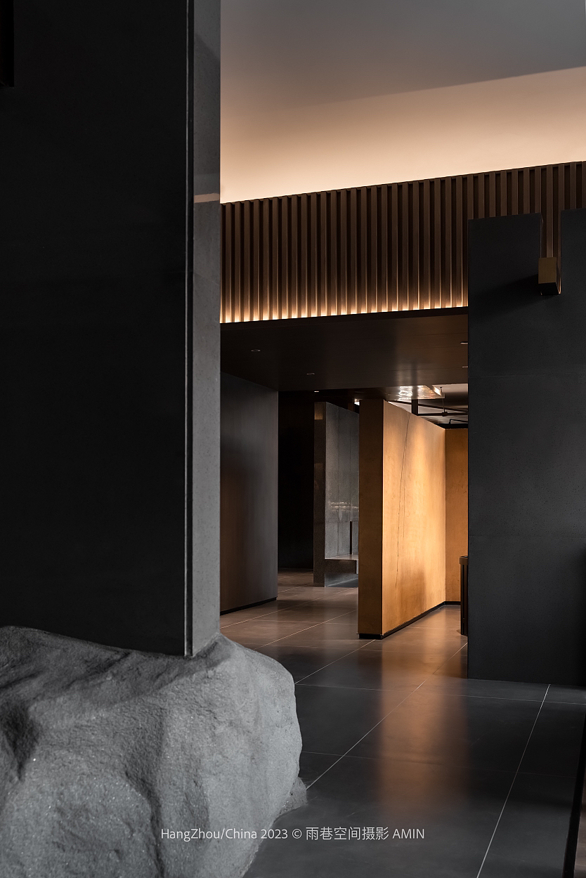 我借人间三两风 填我八千江南梦