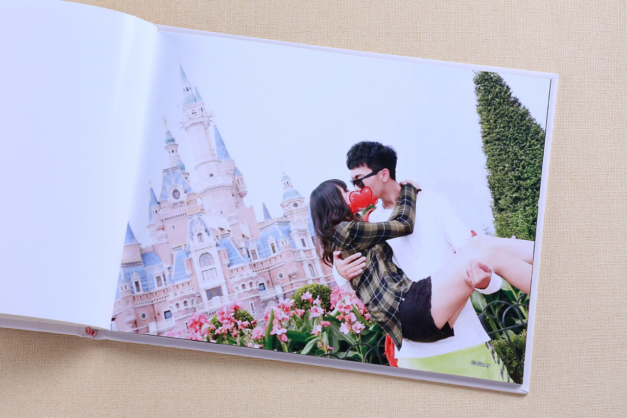 广州情侣纪念册设计制作-定制个性情侣周年纪念册