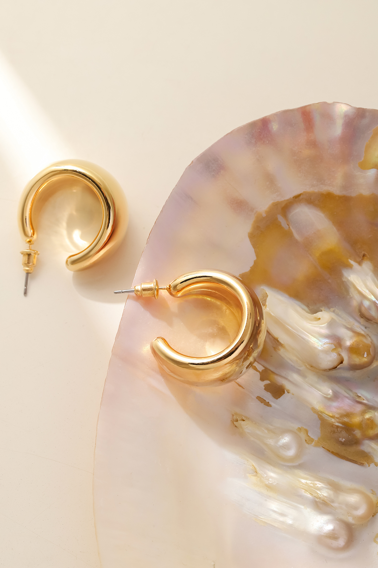 耳饰拍摄（图ZMjkwMTI0OTky） - 产品摄影 - 站酷设计师禾平社影原创素材 - 站酷ZCOOL