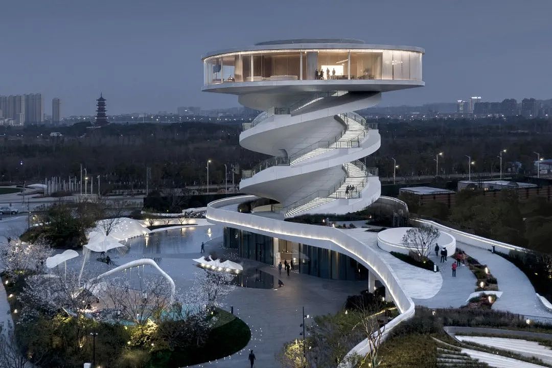 世纪水岸鸟屿浮云