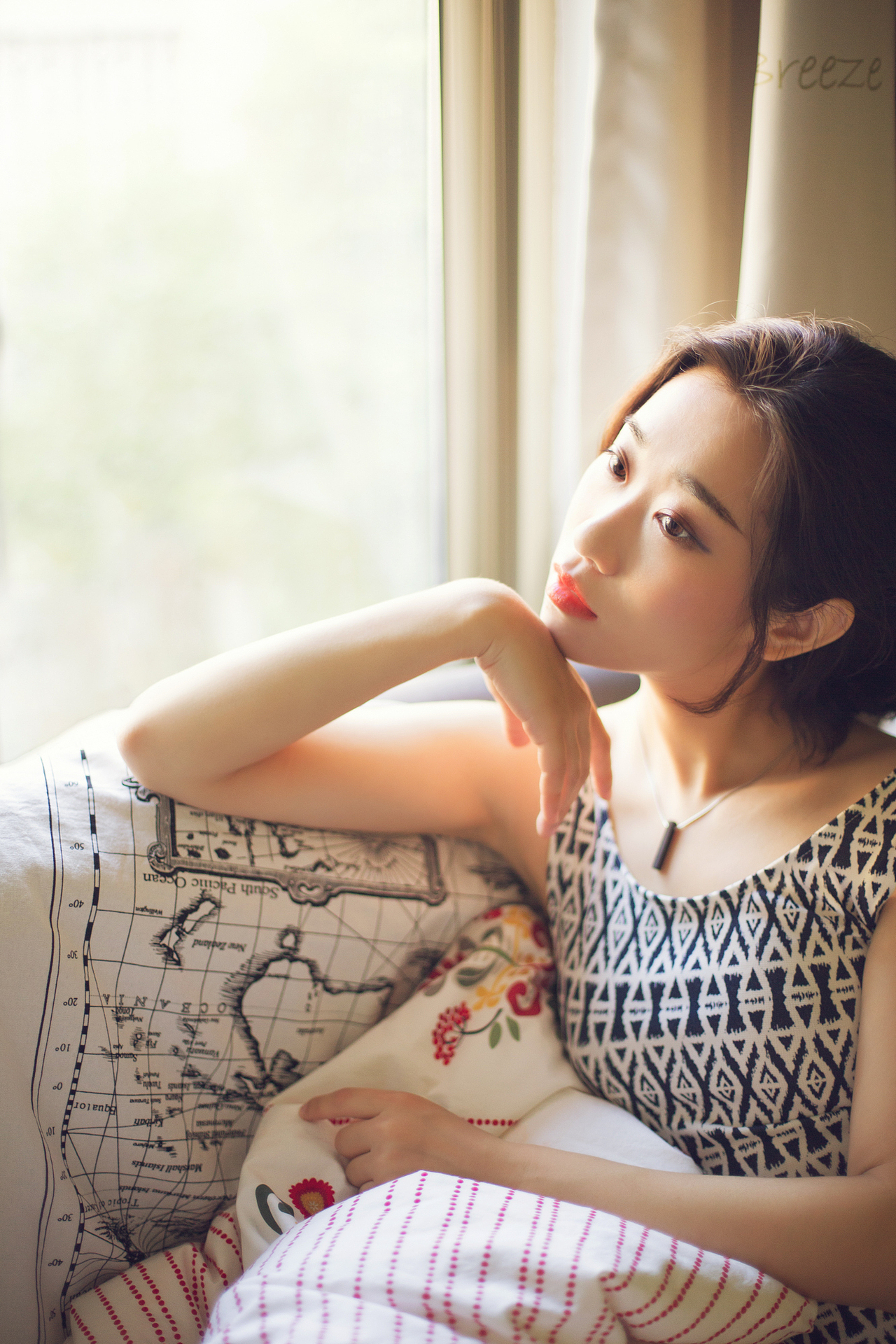 【人像】Sunny room（图ZNTY0OTQ4MjA=） - 人像摄影 - 站酷设计师hobibitlee原创素材 - 站酷ZCOOL