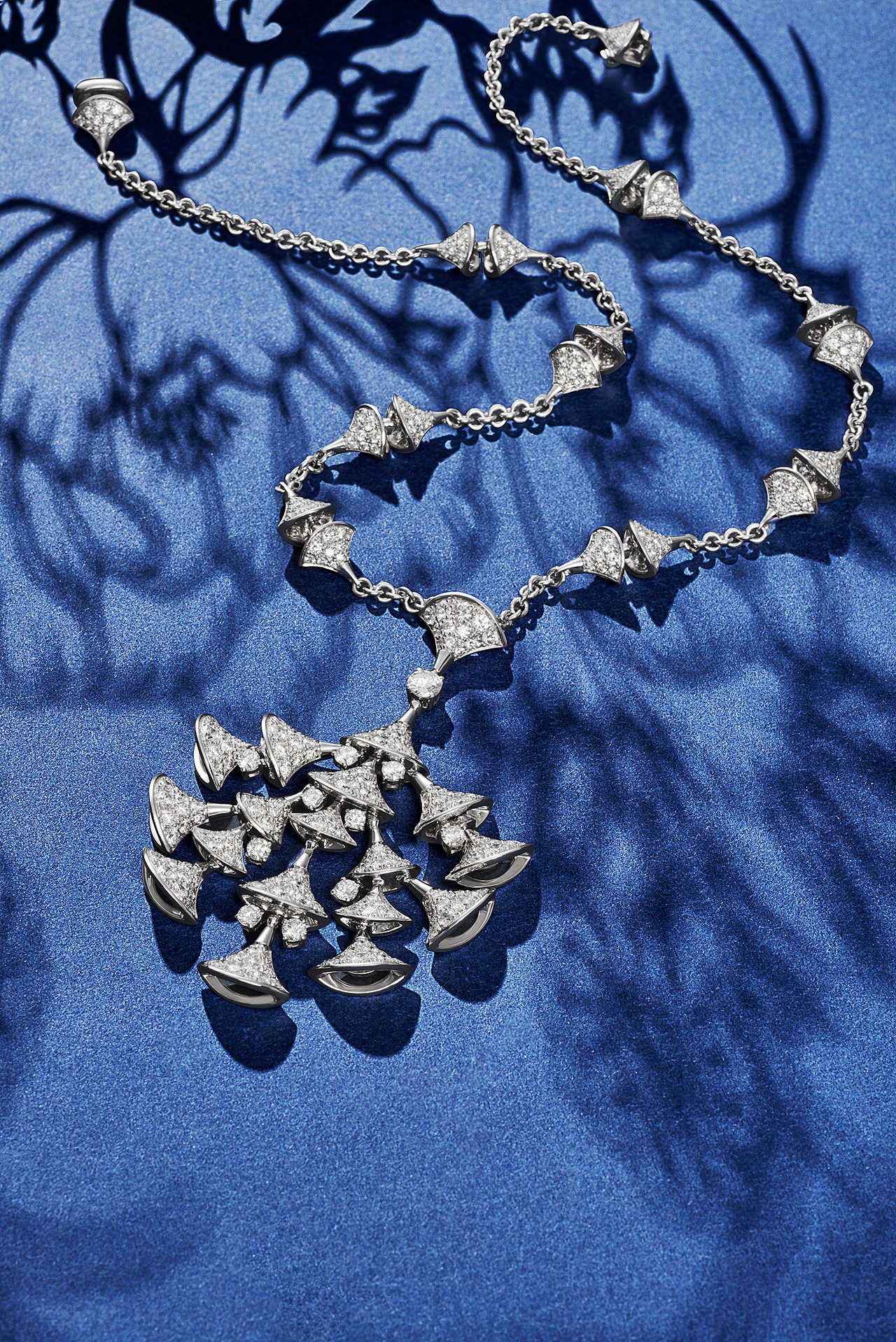 珠宝（图ZNzExNjM3Njg=） - 产品摄影 - 站酷设计师早点起床了原创素材 - 站酷ZCOOL