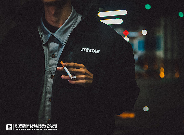 STRETAG思锐泰格2018冬季新款黑色基础款LOGO羽绒服