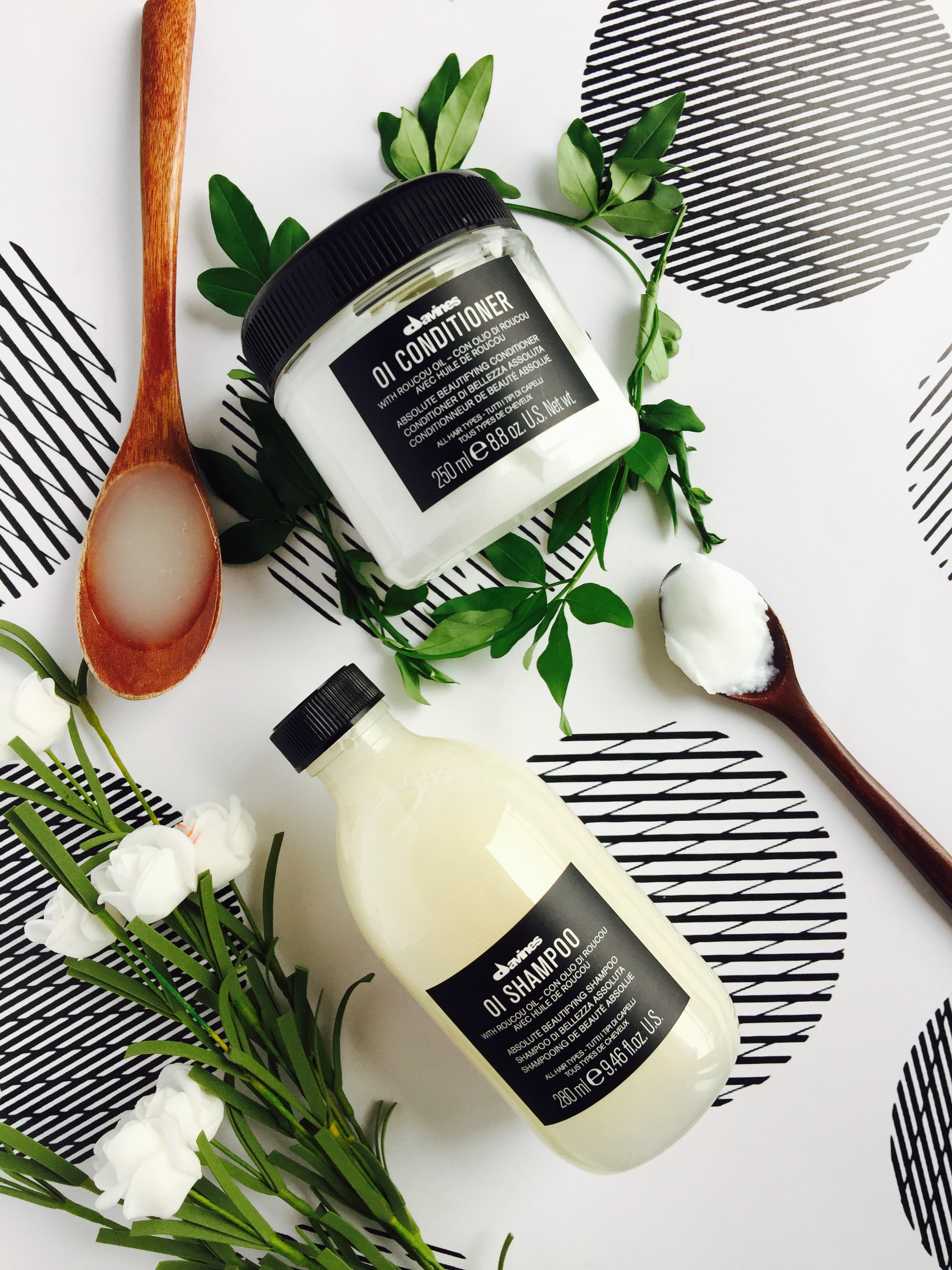 六月洗护产品ins风场景拍摄手机静物摄影