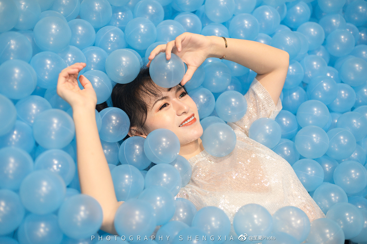 哇!你是吃小可爱长大的小姐姐吗?