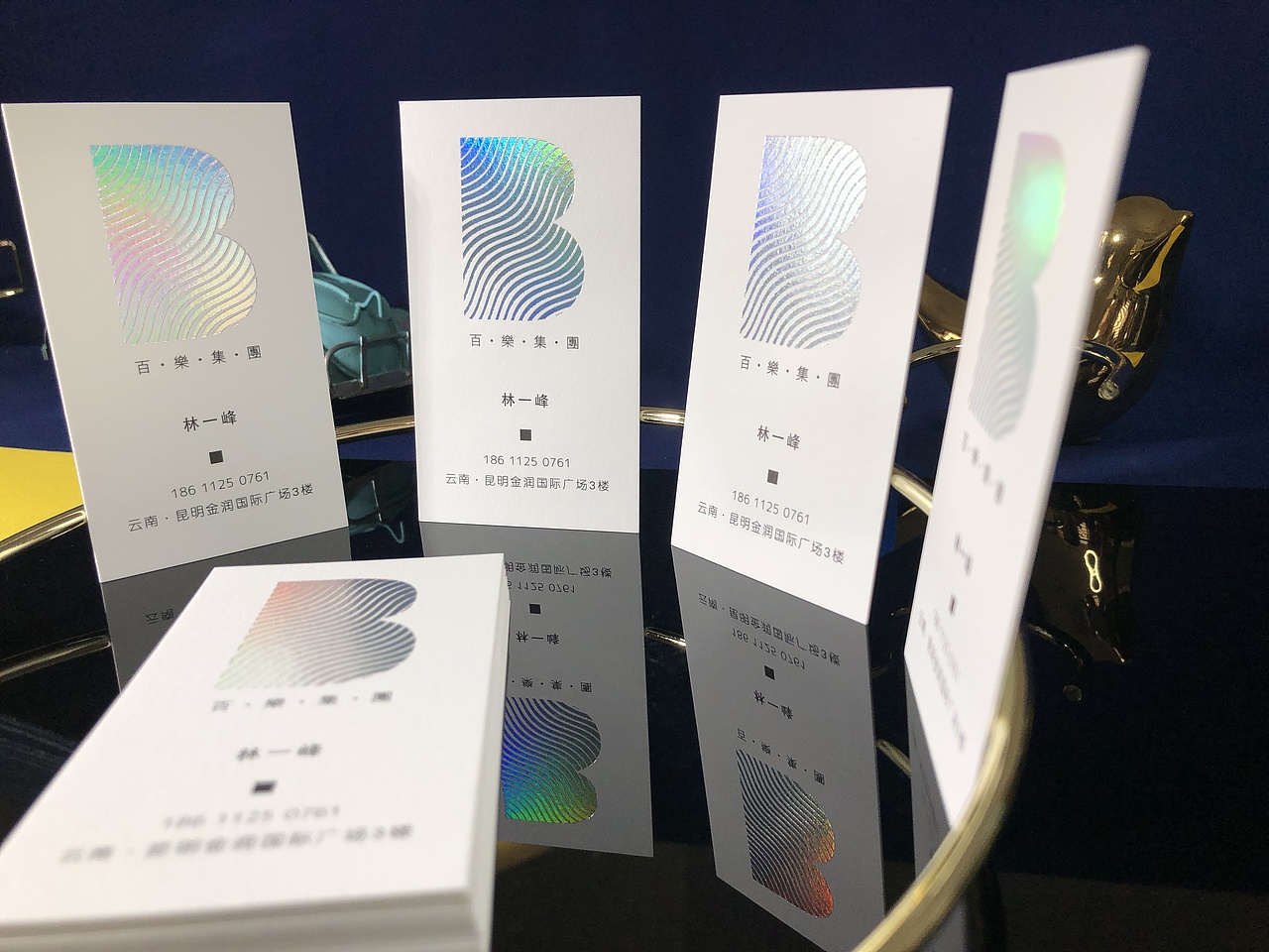 绚丽彩色名片系列（图ZMjE0NTUzMzQw） - 宣传物料 - 站酷设计师温度名片原创素材 - 站酷ZCOOL