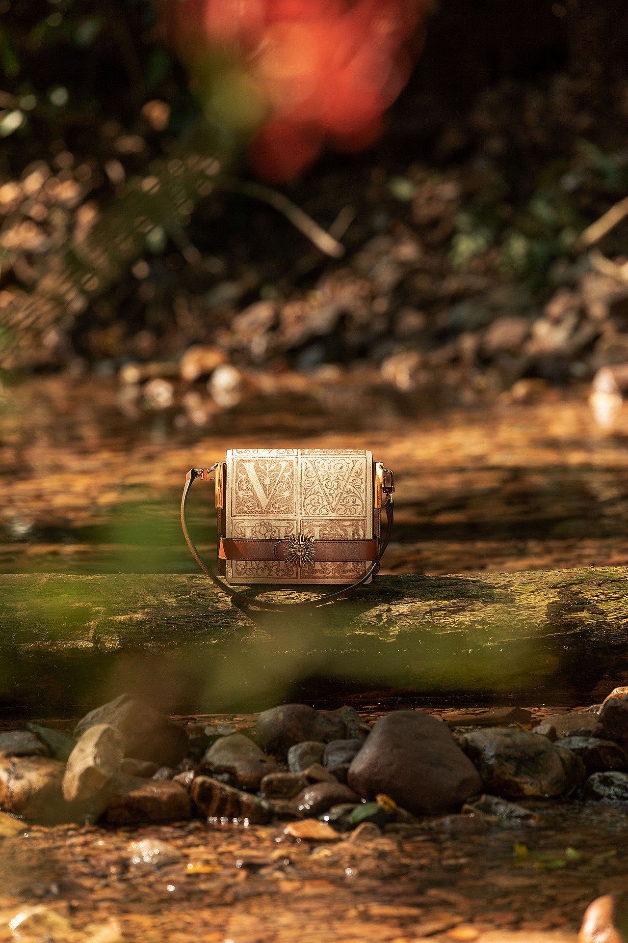 室外产品创意图（图ZMjcwODc3NDky） - 产品摄影 - 站酷设计师摄影师大林原创素材 - 站酷ZCOOL