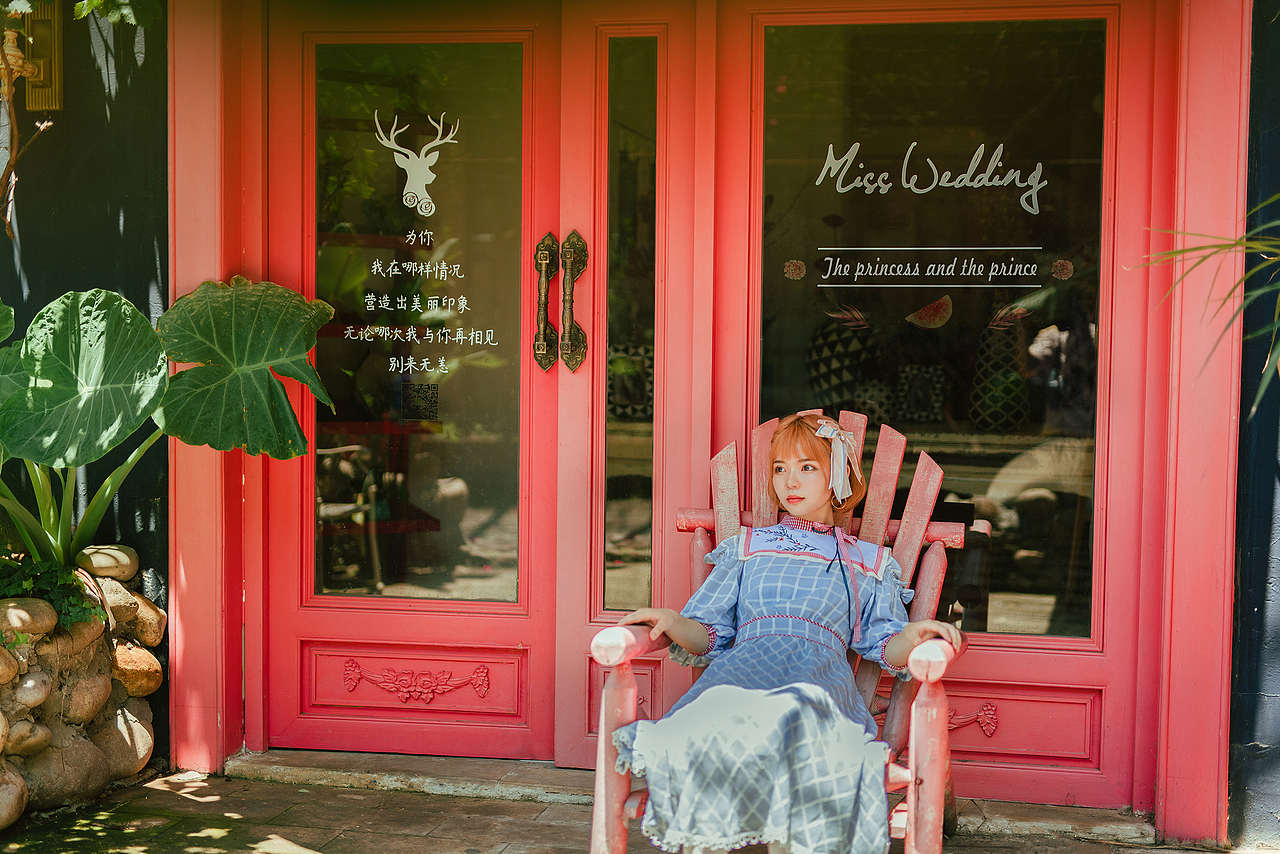 夏日欢歌（图ZODYxMjUwMTY=） - 人像摄影 - 站酷设计师黄仔爱玩喵喵酱原创素材 - 站酷ZCOOL