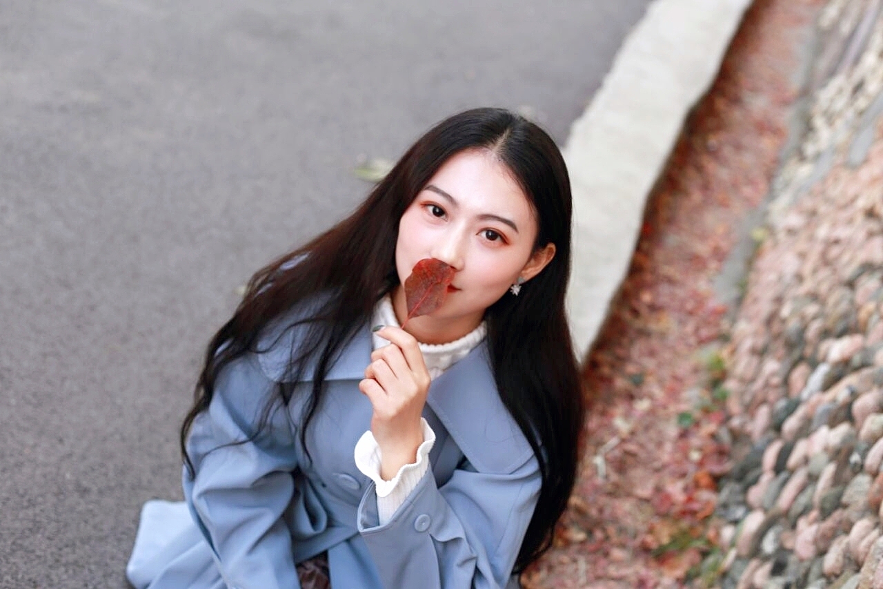 红叶谷（图ZMTM1MjU1MTQ0） - 人像摄影 - 站酷设计师洮知了原创素材 - 站酷ZCOOL