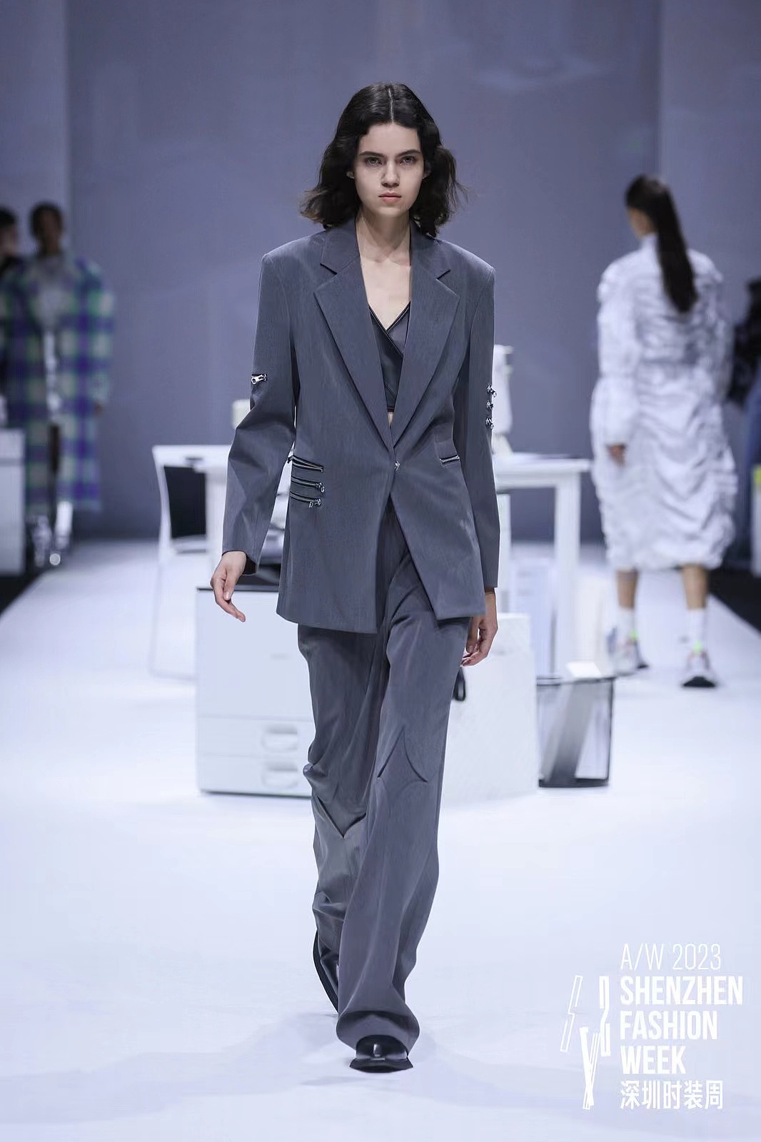 2023深圳时装周-模特/阿曼达（图ZMzM4MTczMzQw） - 人像摄影 - 站酷设计师中外模特经纪人原创素材 - 站酷ZCOOL