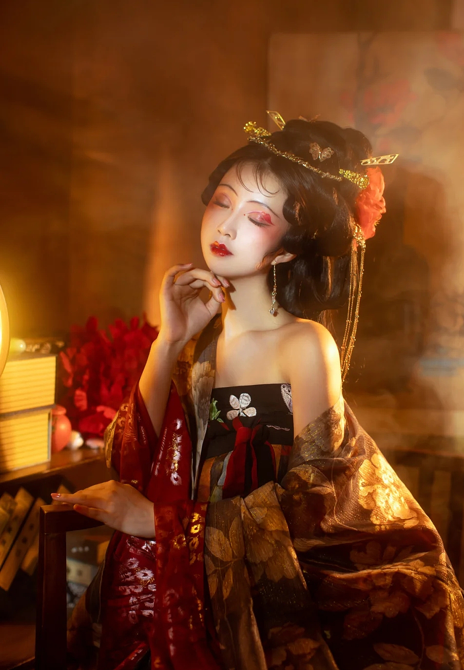  潍坊化妆学校|化妆培训|尚优国际美妆学校