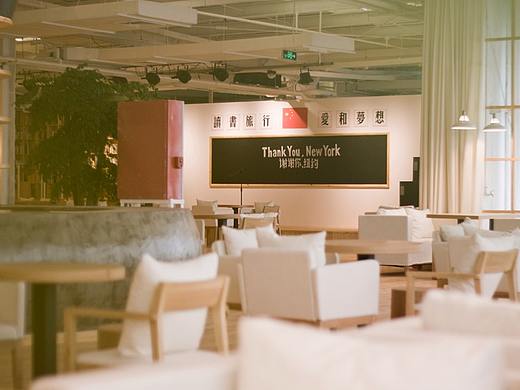 容品牌：“旅行公社”品牌全案建设及平面空间设计