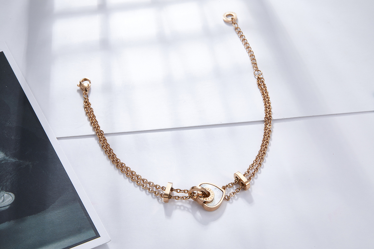 商业珠宝光线照射场景摄影拍摄