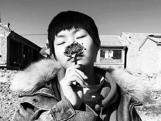 疫情下的居家隔离少女（个人主页-ZNDMwNDA3Mjg=） - 人像摄影 - 站酷设计师zj416047993原创素材 - 站酷ZCOOL