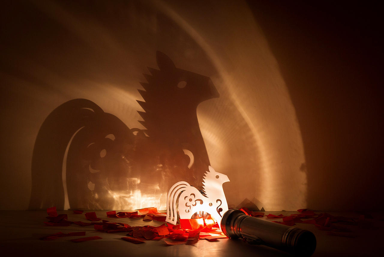 萤火虫下的剪纸展 杭州站（图ZMTA1OTA2NDM2） - 其他手工艺 - 站酷设计师不是美术馆原创素材 - 站酷ZCOOL