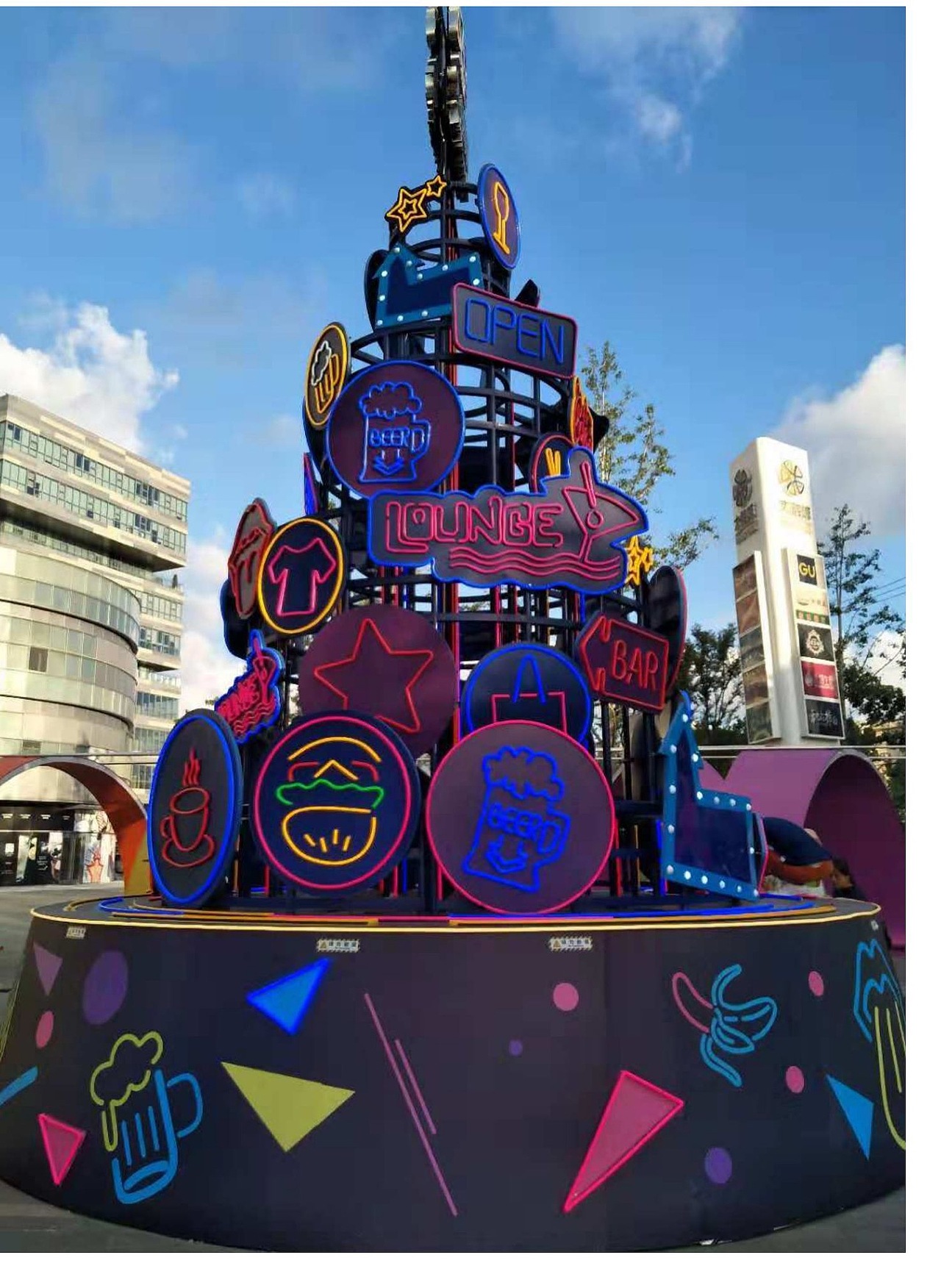 户外灯饰画|空间|商业空间设计|中玥景观美陈亮化_原创作品-站酷zcool