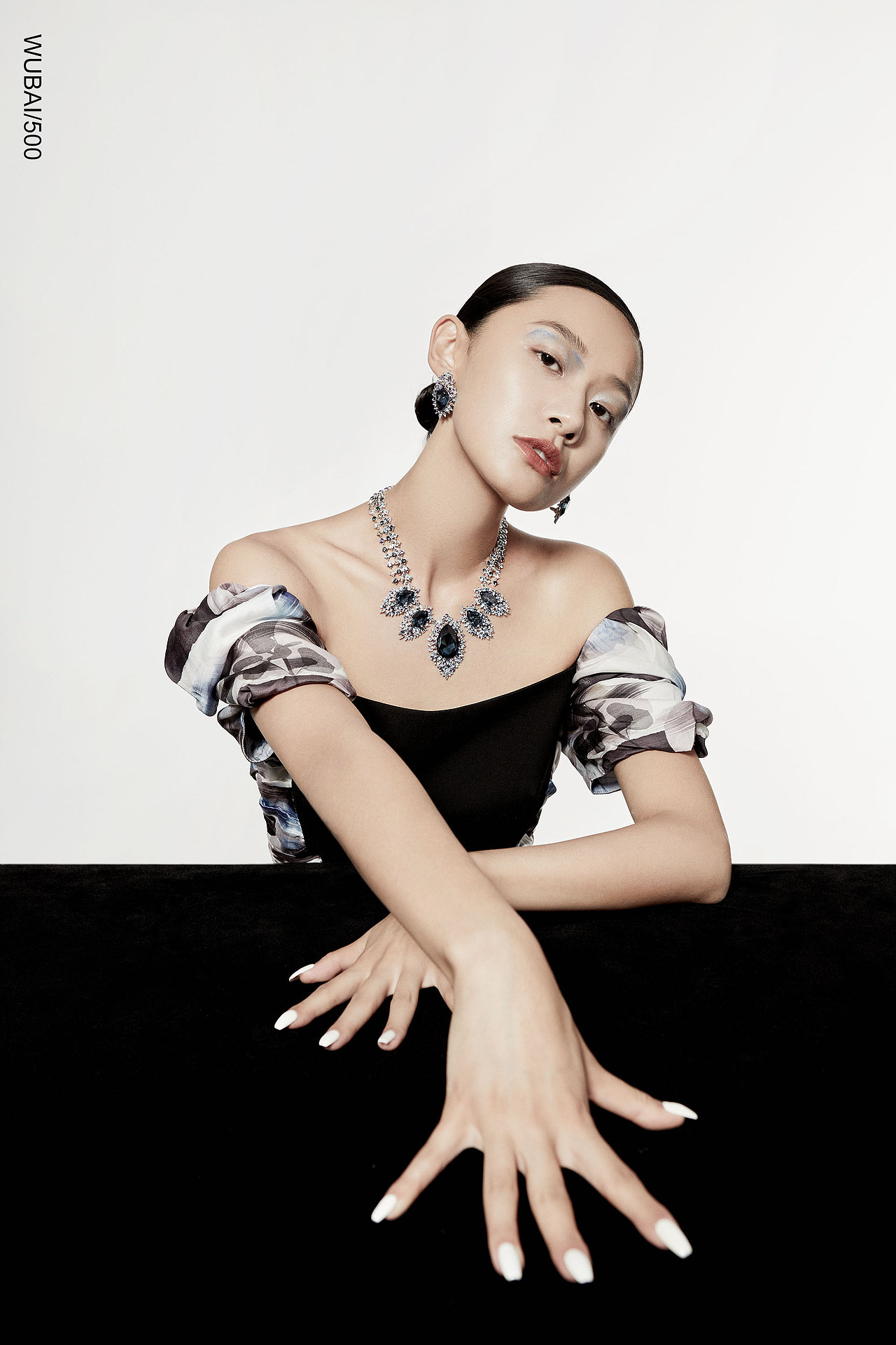 鑫鑫（图ZMjE3ODQ1MzEy） - 人像摄影 - 站酷设计师500_STUDIO原创素材 - 站酷ZCOOL