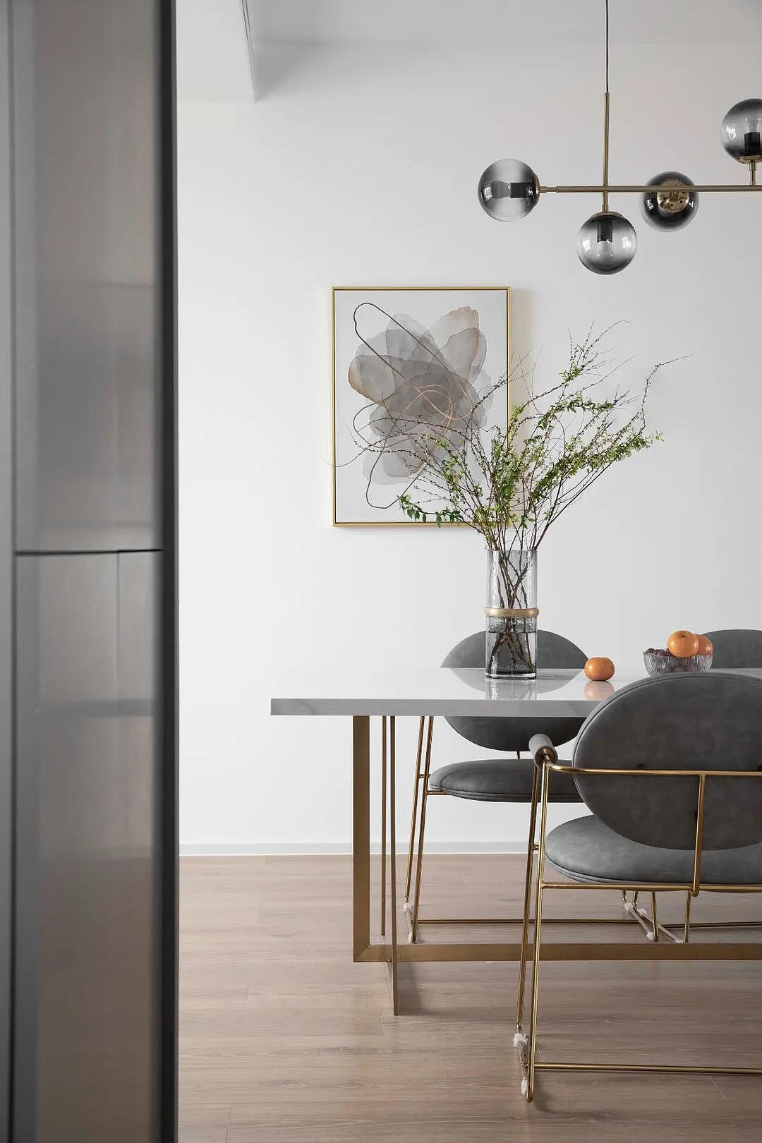 140㎡现代简约风格新房装修，多功能房格外温馨