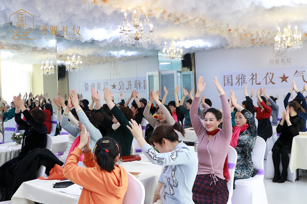 国雅礼仪27号+企业培训（图ZMjQyMzg3MDg4） - 人像摄影 - 站酷设计师国雅礼仪原创素材 - 站酷ZCOOL