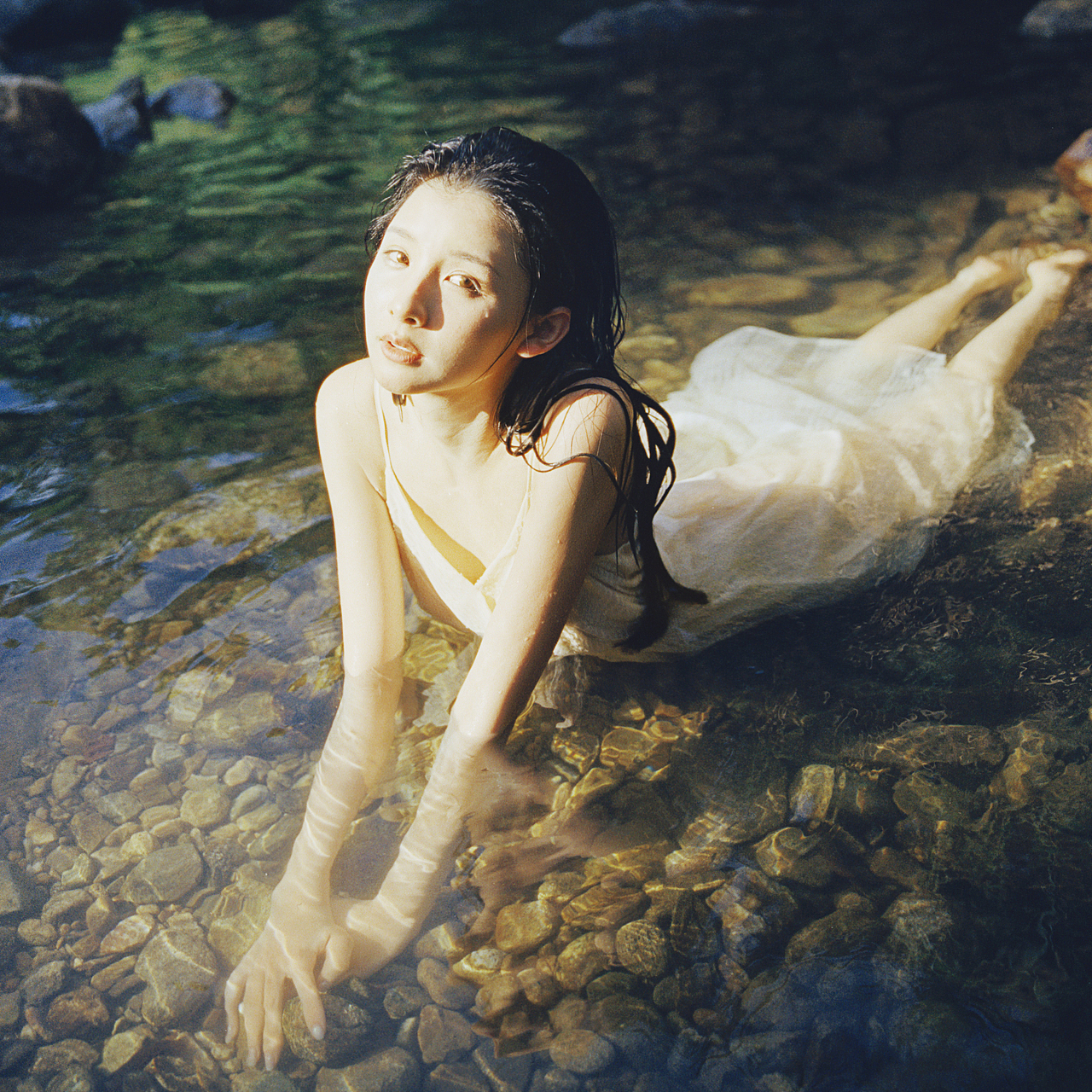 仲夏（图ZMjE3NTE4MDYw） - 人像摄影 - 站酷设计师ARTLee小杰原创素材 - 站酷ZCOOL