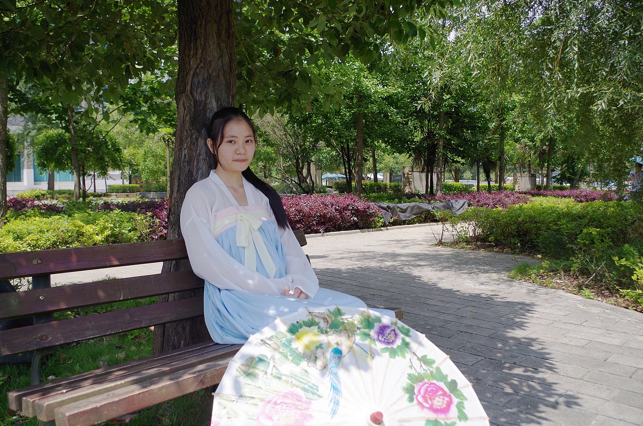 《望》（图ZNjIxMTIxMjA=） - 人像摄影 - 站酷设计师鄂Q网图搬运工原创素材 - 站酷ZCOOL