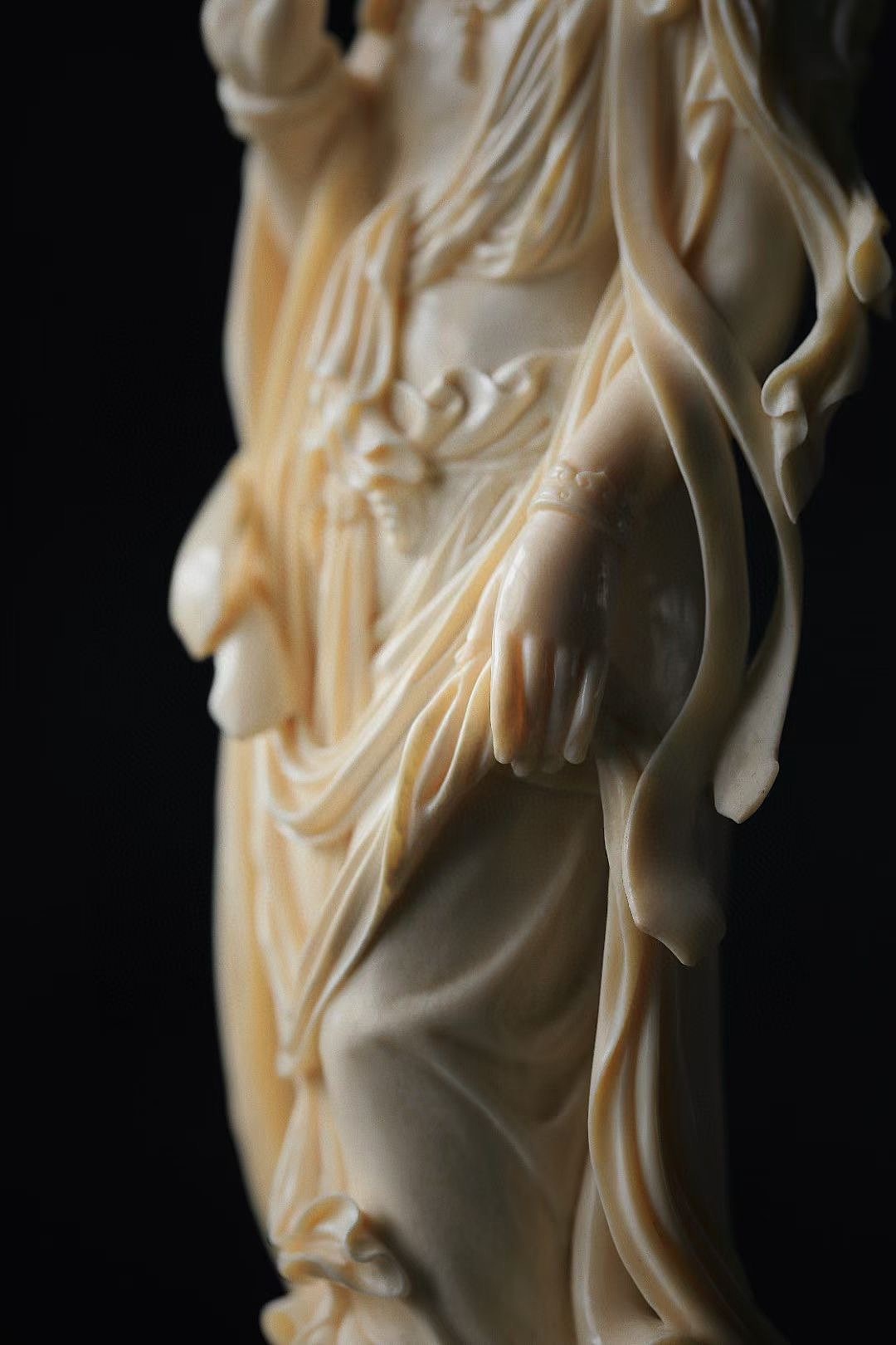 猛犸 | 莲花观音