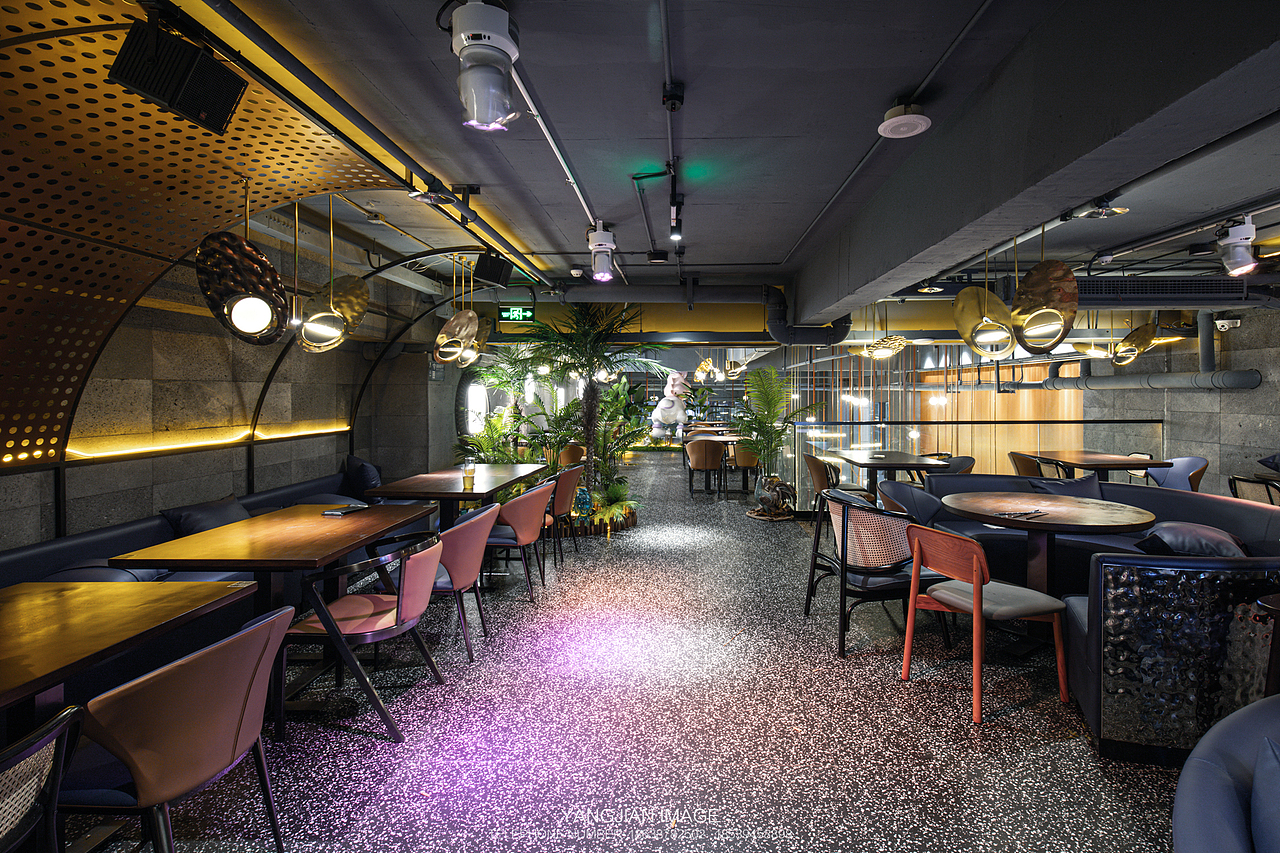 郑州市 头三尾四烧烤趴环境图片