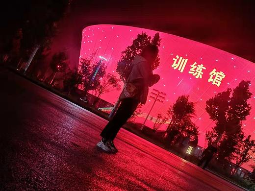 最喜欢的一张照片（个人主页-ZNTU2NTAwMzI=） - 人像摄影 - 站酷设计师r4628原创素材 - 站酷ZCOOL