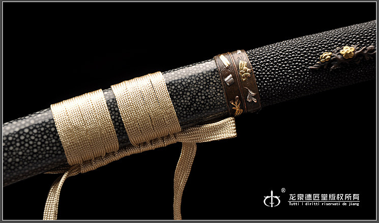 龙泉刀剑-精品小乌丸|百炼花纹钢(DJ-1373)