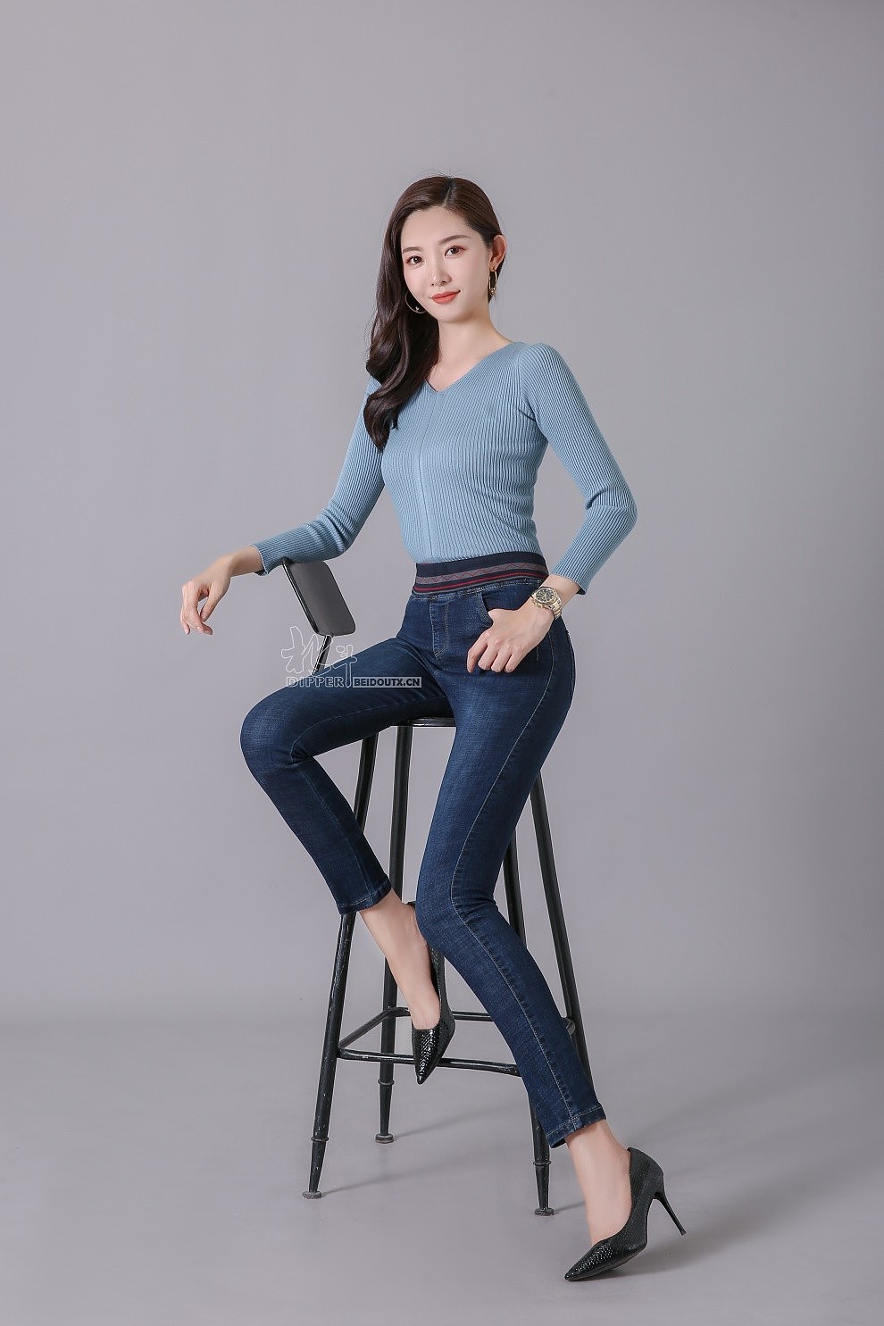 模特天一牛仔裤拍摄模特摄影ol商务风直筒小脚裤拍摄