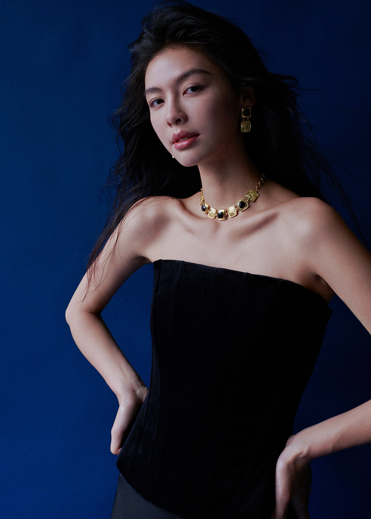 情绪感 首饰 拍摄（图ZMzY3OTg0MTA4） - 人像摄影 - 站酷设计师摄影师白云飞原创素材 - 站酷ZCOOL