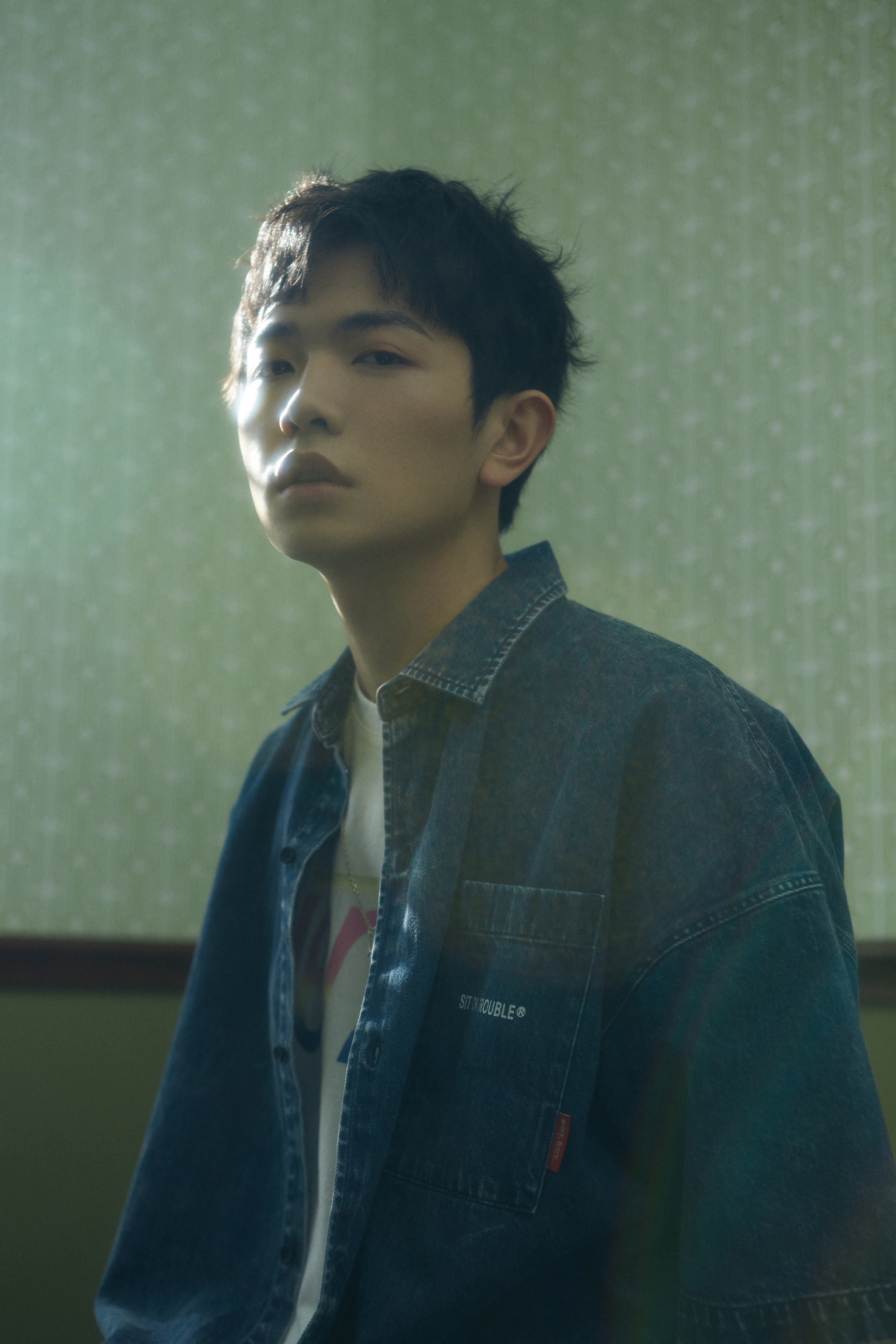 颜人中新单曲《你想要的》ep封面摄影