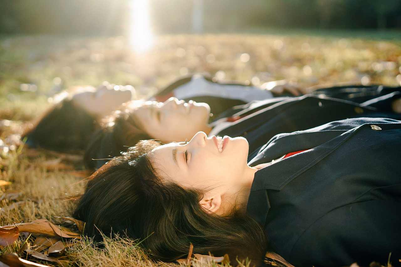 和你一起剪过长发短发（图ZMTkyMjUwOTQw） - 人像摄影 - 站酷设计师给给Eru原创素材 - 站酷ZCOOL