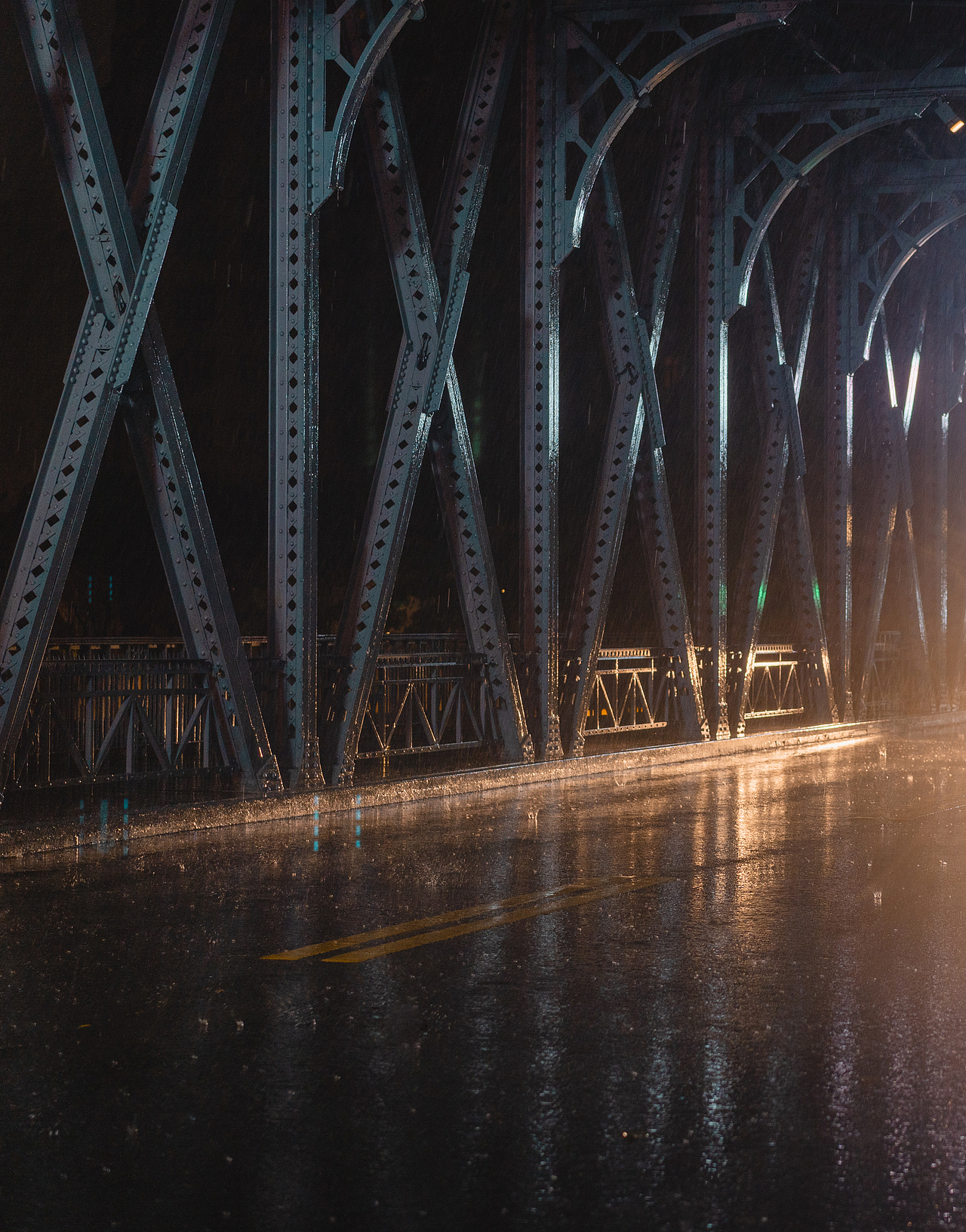 大雨滂沱下之魔都一景（图ZMjY0NDc0Njky） - 风光摄影 - 站酷设计师SHEN_JP原创素材 - 站酷ZCOOL