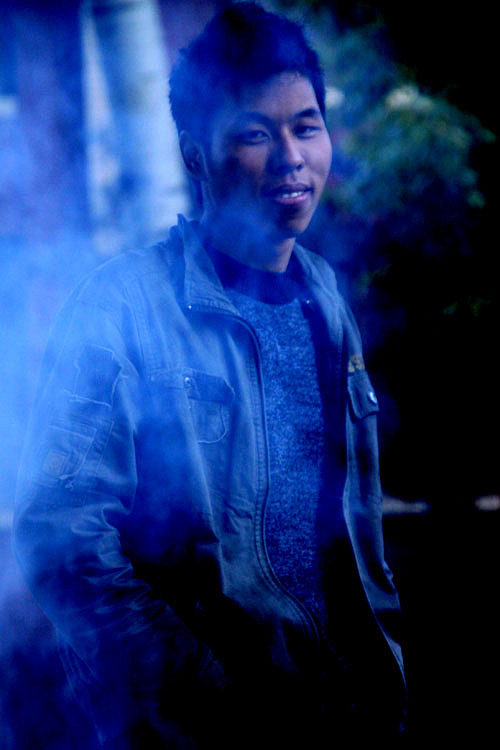 人物外景拍摄 逆光摄影（图ZMTgwMDk0OA==） - 人像摄影 - 站酷设计师bobofoto原创素材 - 站酷ZCOOL