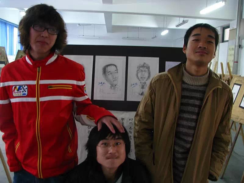 大二画展的样子（图ZMjM4MDYwODg=） - 商业插画 - 站酷设计师街头异人原创素材 - 站酷ZCOOL