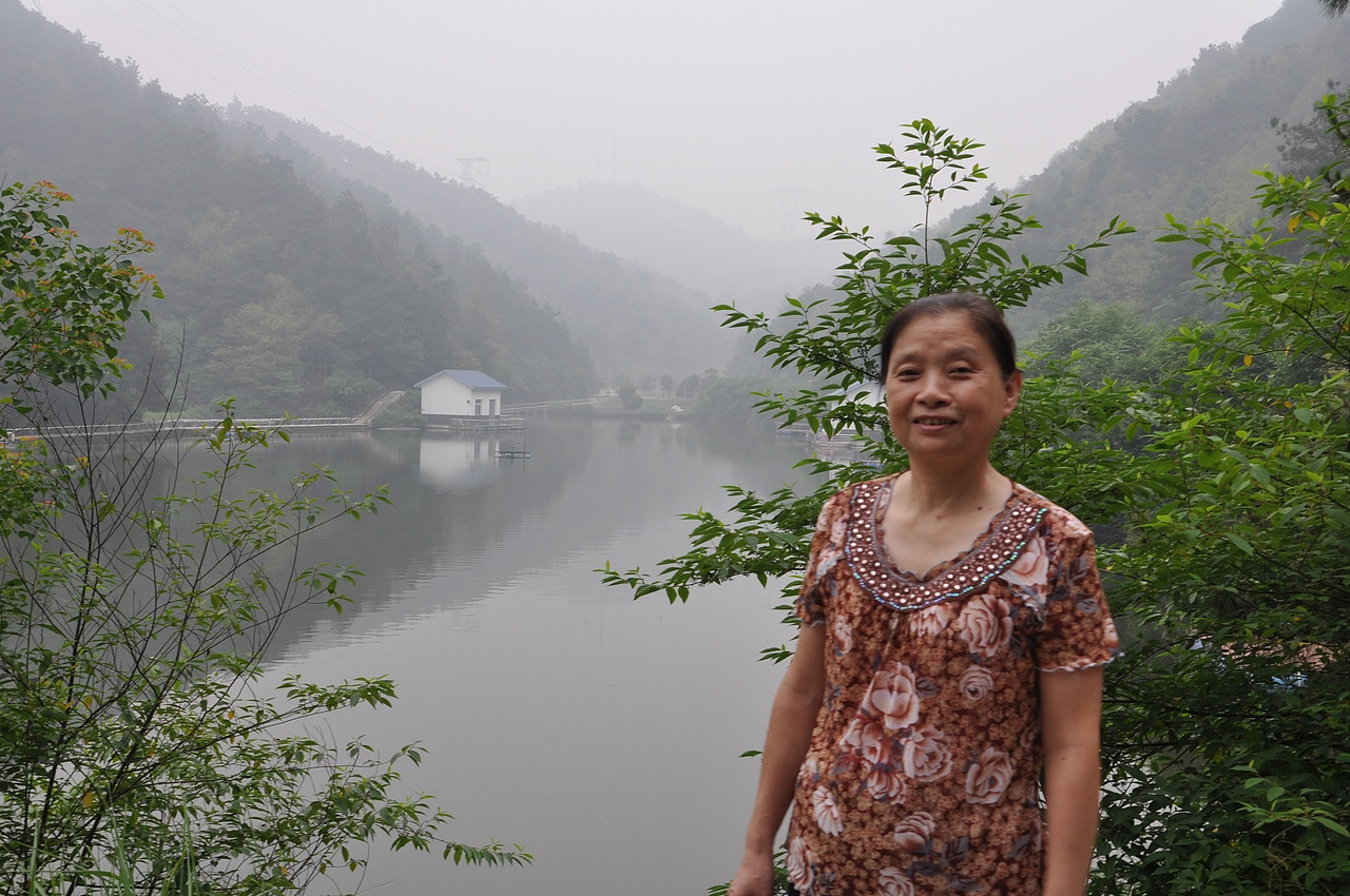 南太湖村金源温泉山庄邹良平