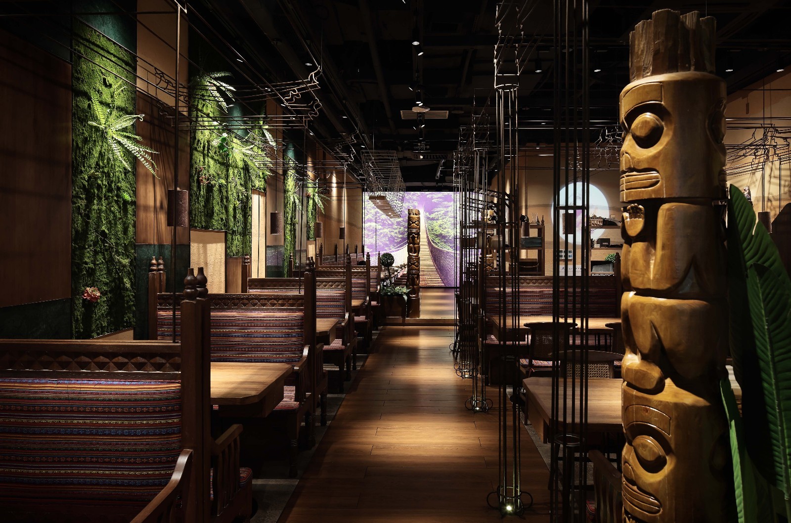 全球首家大型室内竹编艺术餐厅亮相佛山，刷爆了佛山人的朋友圈!