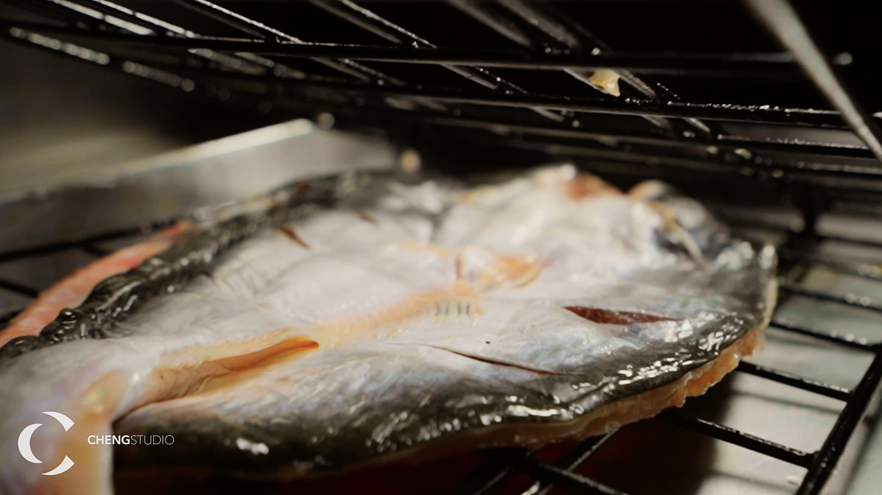 探鱼烤鱼｜鲜青椒烤鱼（图ZMjk0NjUwOTc2） - 短片 - 站酷设计师成制作原创素材 - 站酷ZCOOL