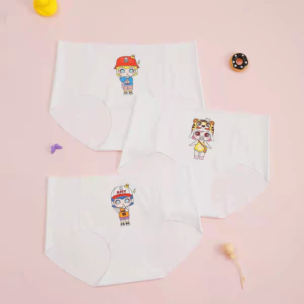 内裤盲盒听说过吗？（图ZMjc2NDA2ODEy） - 商业插画 - 站酷设计师程豪原创素材 - 站酷ZCOOL