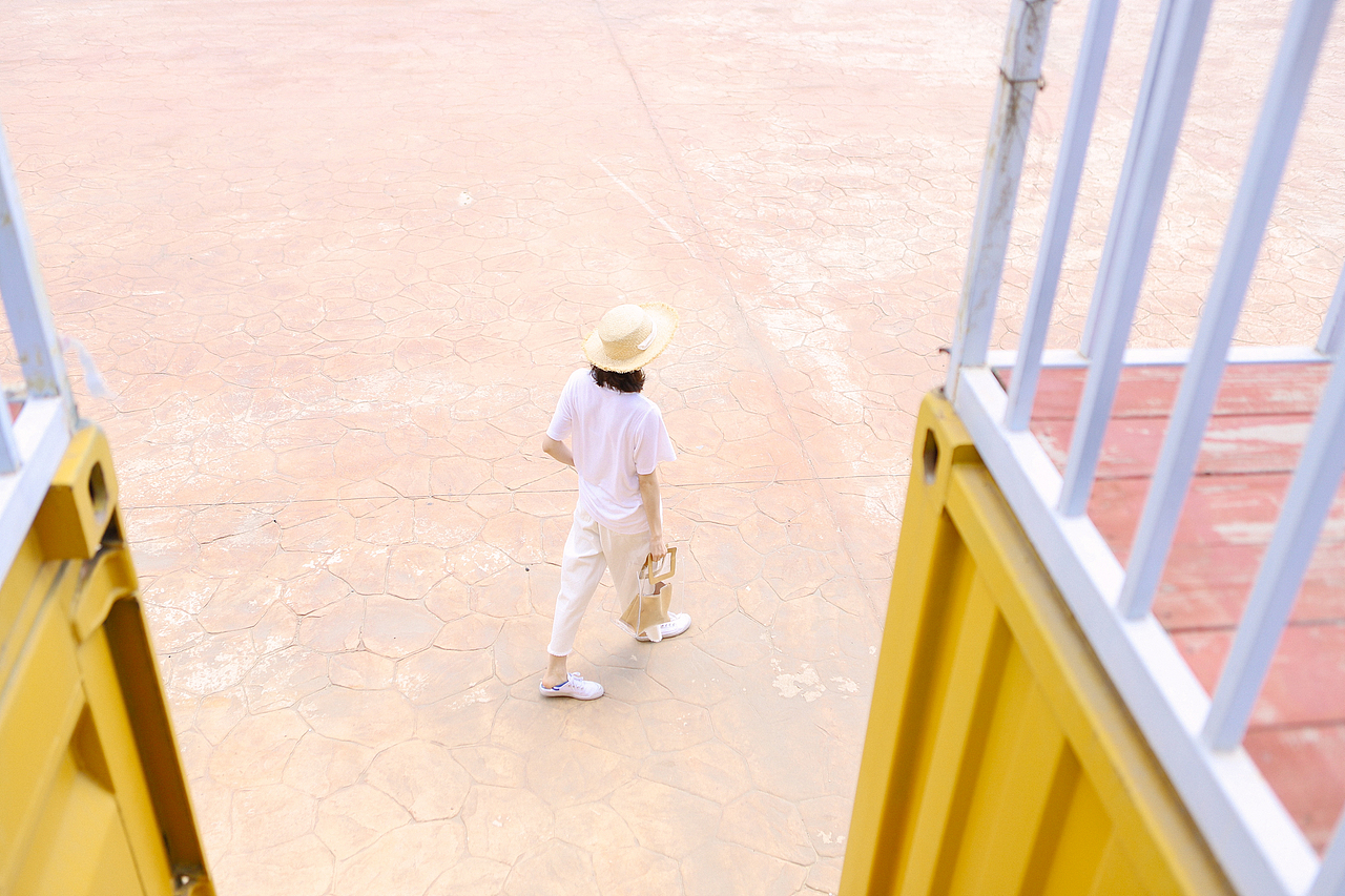 ｛海德娜娜｝假装旅行（图ZMTE0ODQ1Njk2） - 人像摄影 - 站酷设计师hidenana海德娜娜原创素材 - 站酷ZCOOL