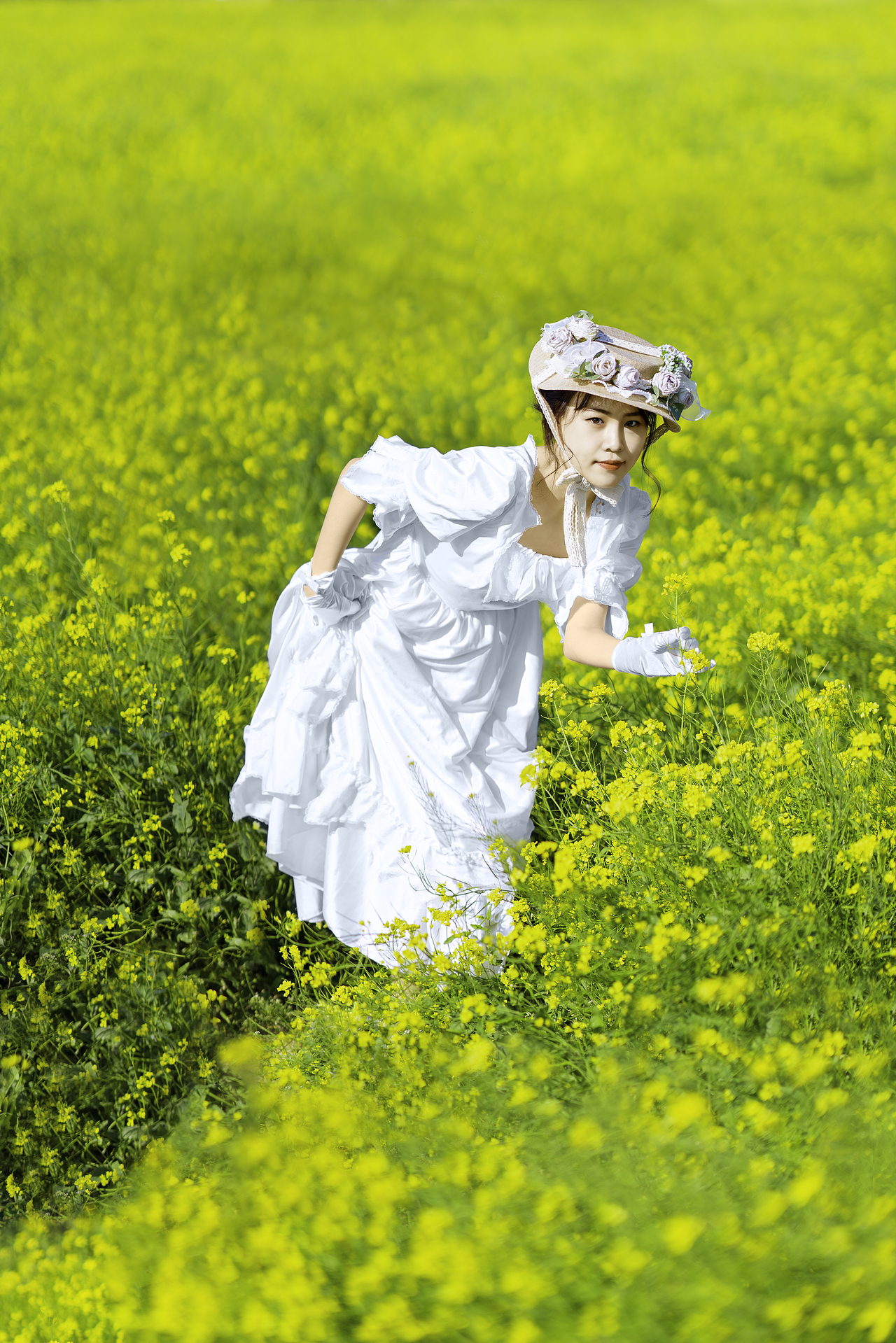 油菜花里的姑娘（图ZMzA5OTY5MzEy） - 人像摄影 - 站酷设计师良智Jerry原创素材 - 站酷ZCOOL