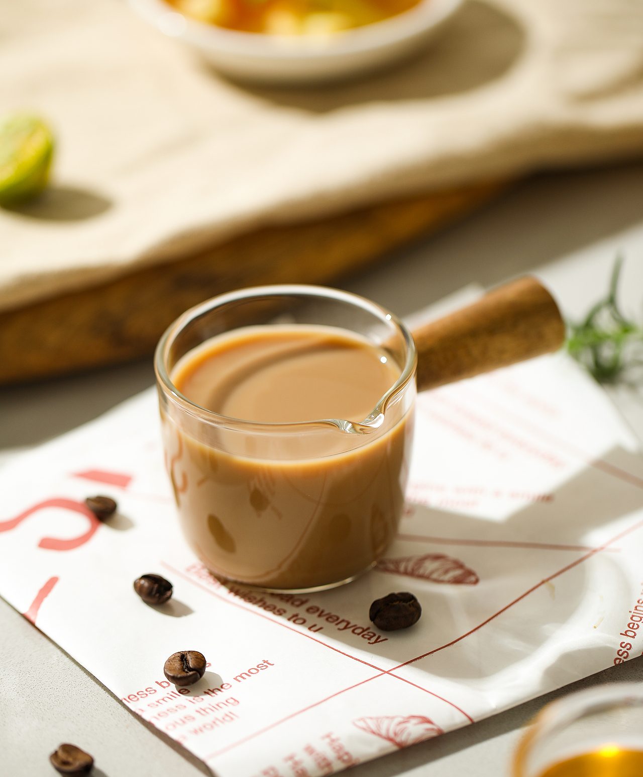 玻璃奶盅（图ZMzA1NDk4ODY0） - 产品摄影 - 站酷设计师温德曼原创素材 - 站酷ZCOOL