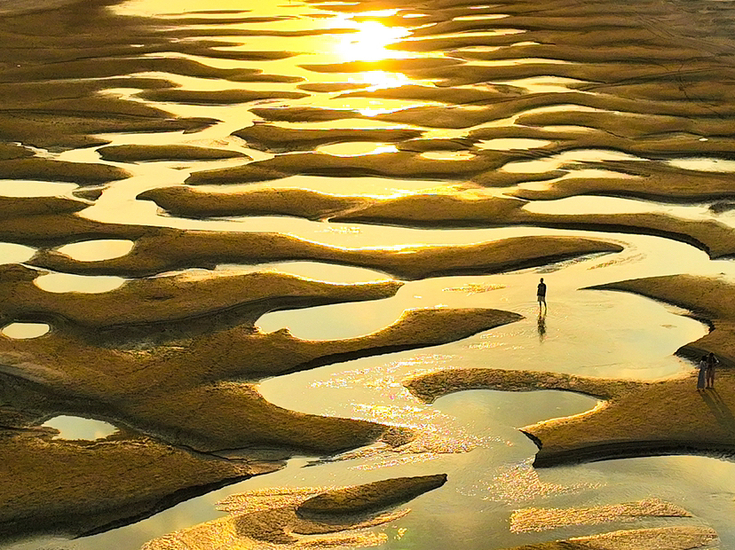 天兴洲落日～（图ZMzE0MDY5NTQ0） - 风光摄影 - 站酷设计师马丁的老相机原创素材 - 站酷ZCOOL