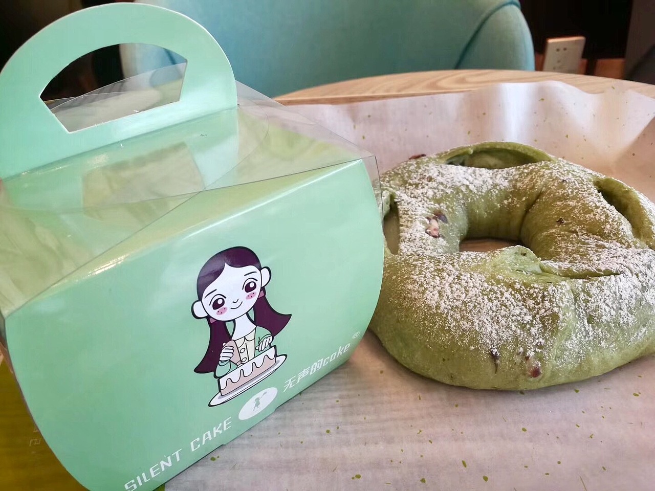 商业插画 无声的cake IP设定及故事墙画创作