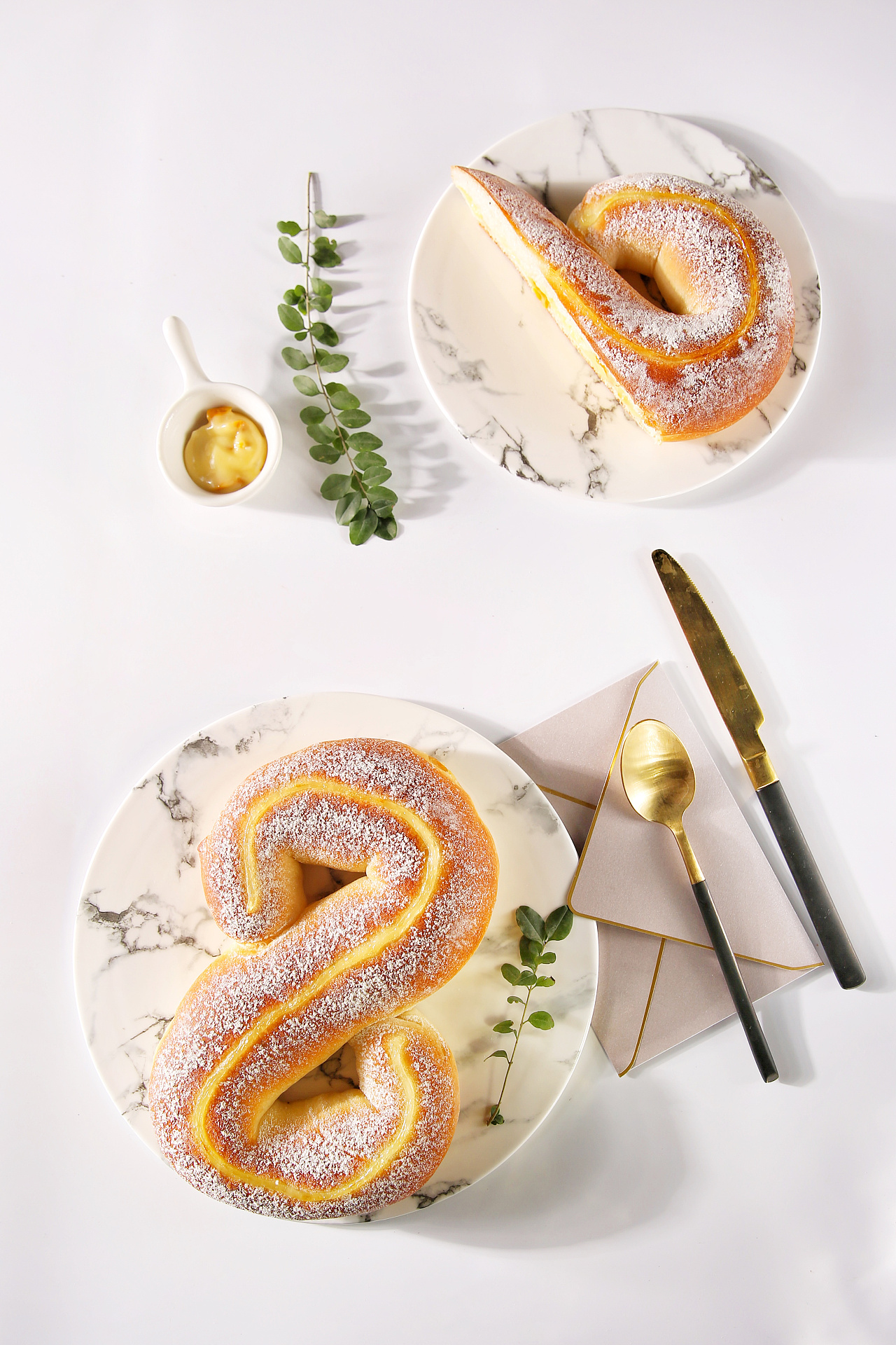 一只想成为奢侈品的面包