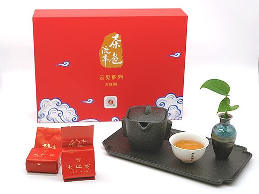 茶色流年·云见系列·产品设计&拍摄（个人主页-ZNDk1MTc4MDQ=） - 包装 - 站酷设计师HeZiWeii原创素材 - 站酷ZCOOL
