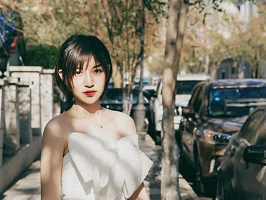 阳光轻洒（个人主页-ZMzY0NjYzNjg=） - 人像摄影 - 站酷设计师AFu_阿福原创素材 - 站酷ZCOOL