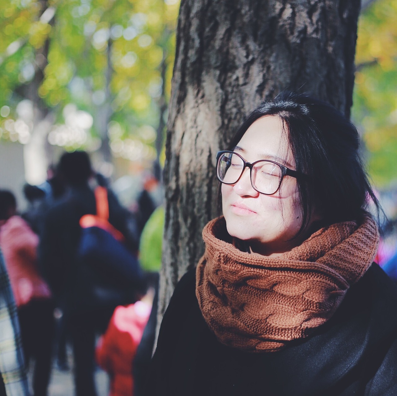 抓住秋天的小尾巴（图ZOTYyODM0OTI=） - 人像摄影 - 站酷设计师shanna311982原创素材 - 站酷ZCOOL